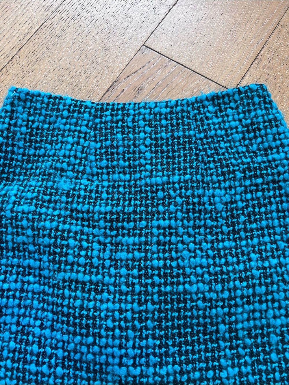 Alice + Olivia Turquoise and Black Tweed Mini Skirt - Picture 2 of 4